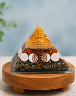 Money magnet pyramid