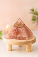 Rose quartz Pyramid