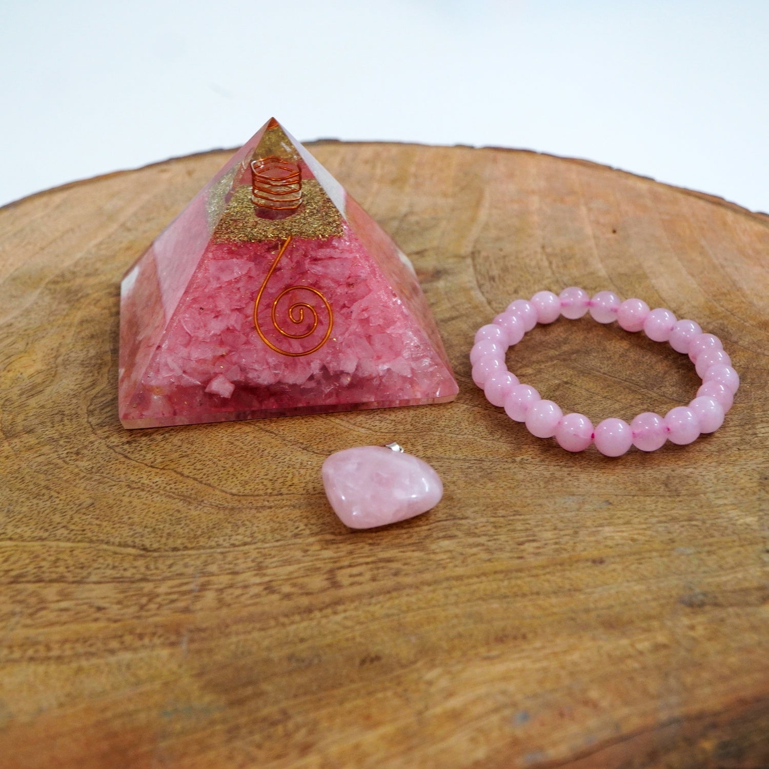 Love combo (rose quartz bracelet-rose pendant-Rose pyramid)