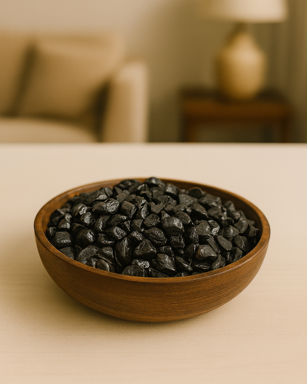 Black obsidian chips